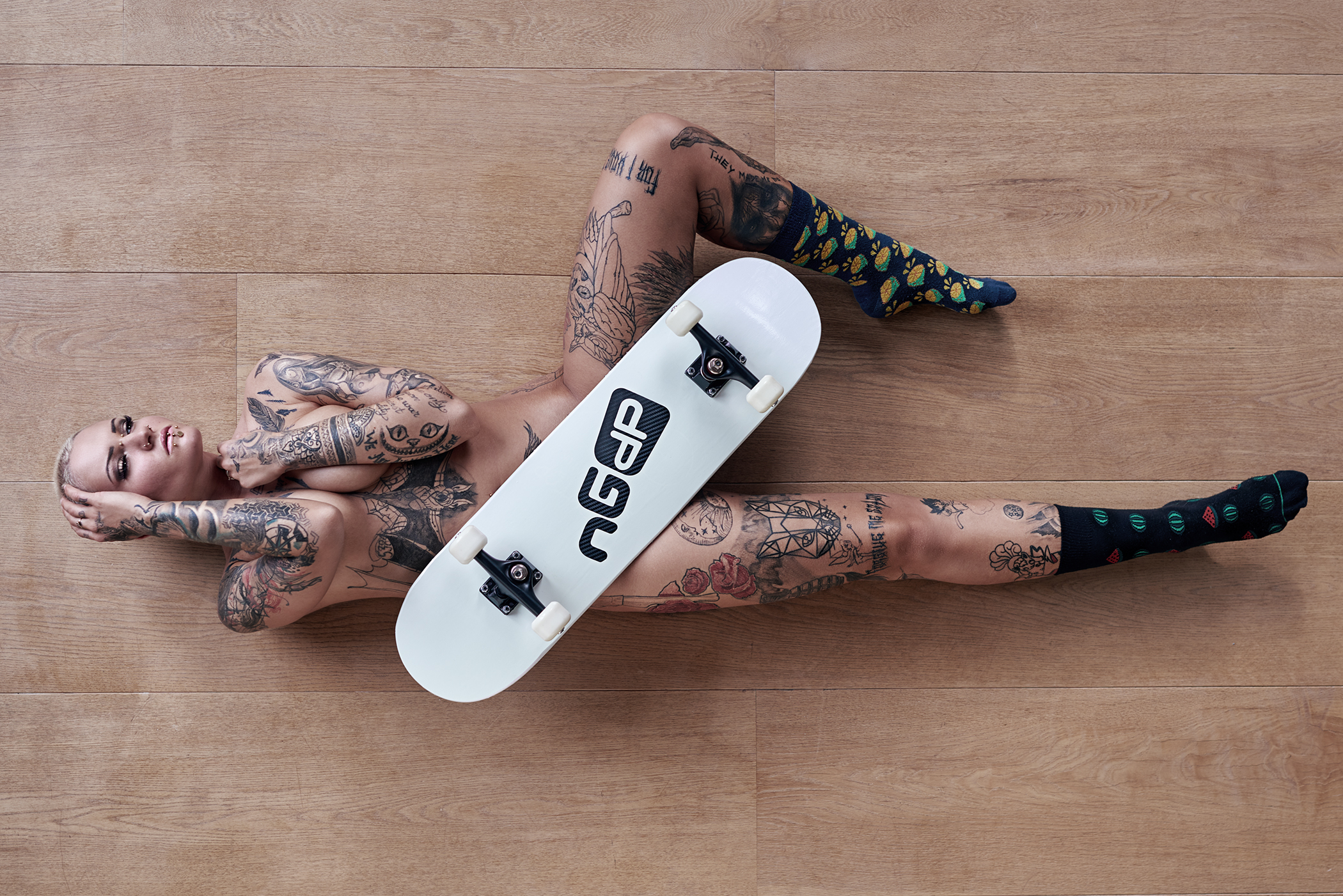 29 Signature Lelo WebSize